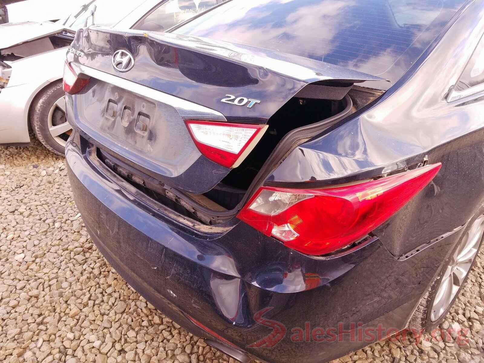 3N1AB7AP7HY207119 2011 HYUNDAI SONATA