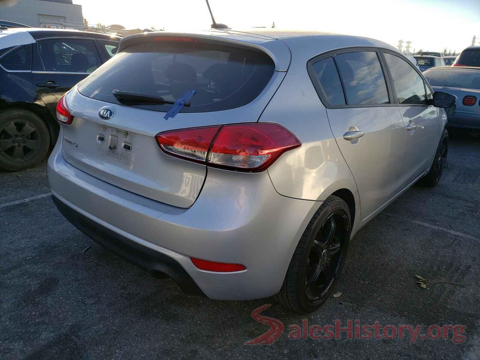 KNAFK5A8XH5697338 2017 KIA FORTE