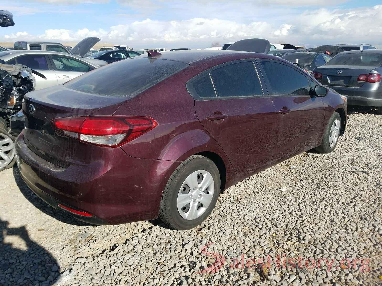 3KPFL4A7XJE164756 2018 KIA FORTE