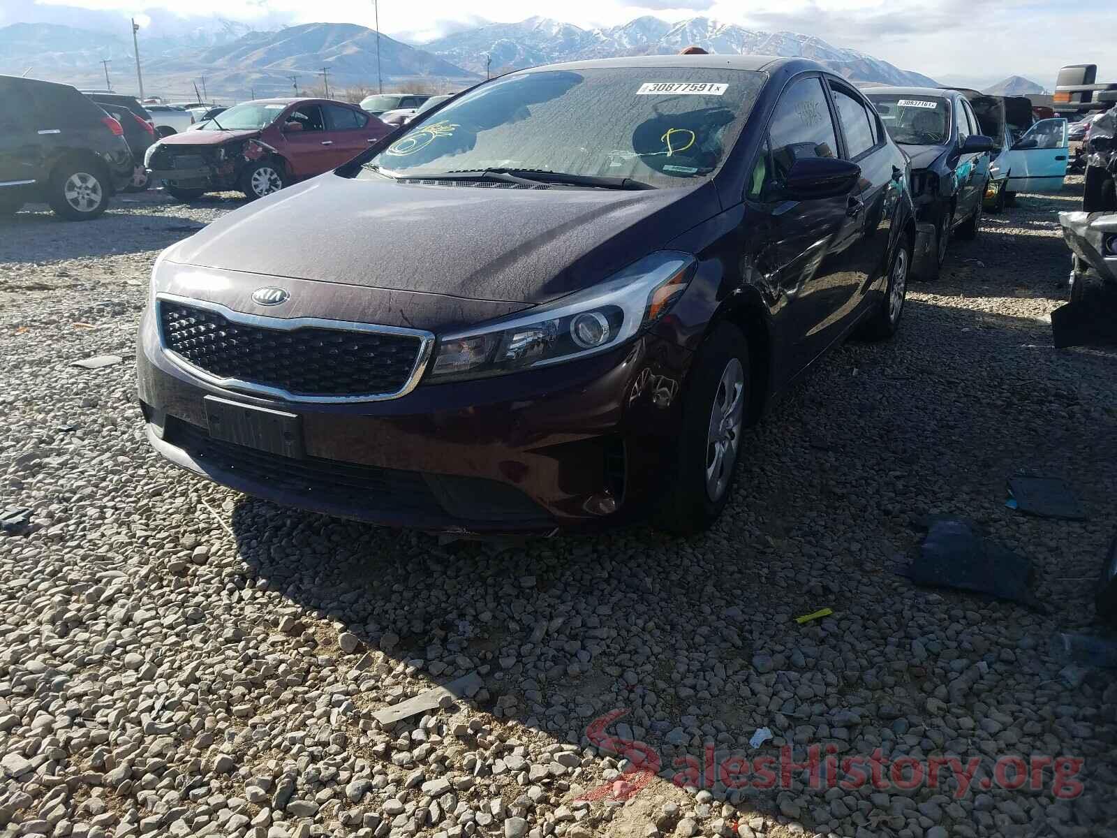 3KPFL4A7XJE164756 2018 KIA FORTE