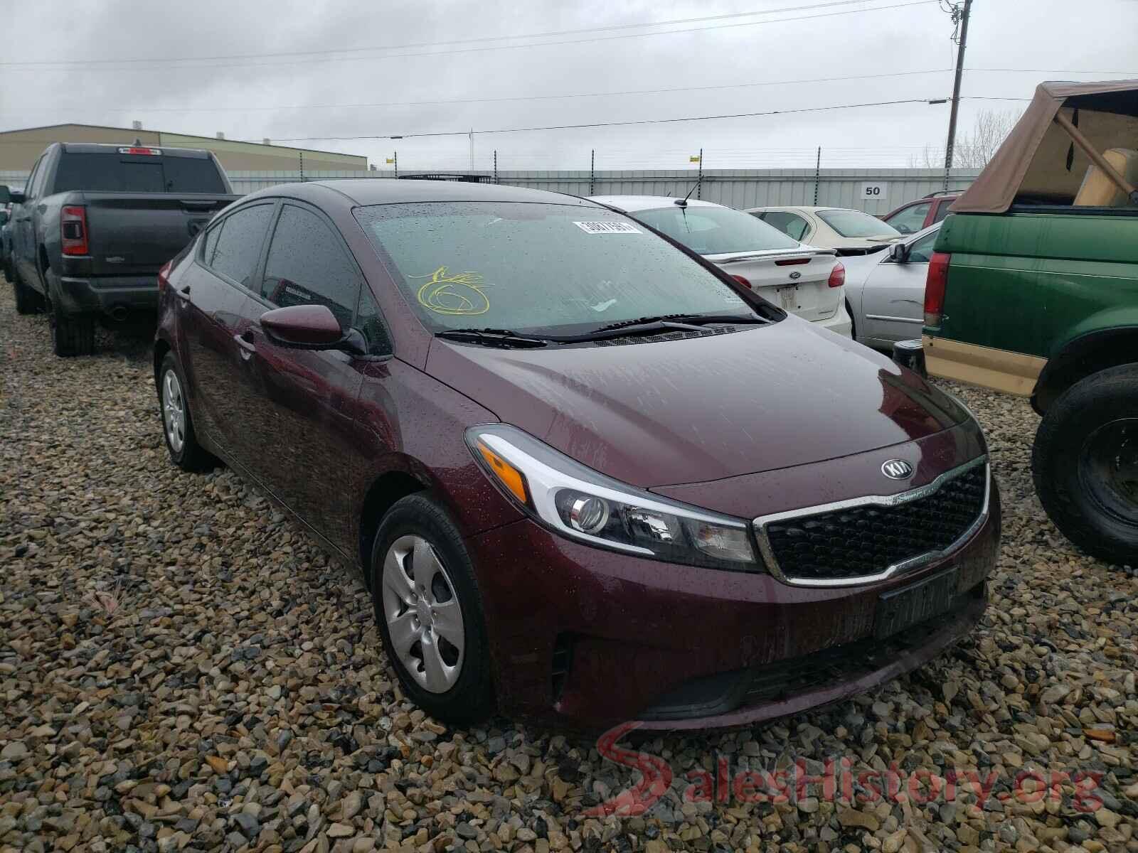 3KPFL4A7XJE164756 2018 KIA FORTE