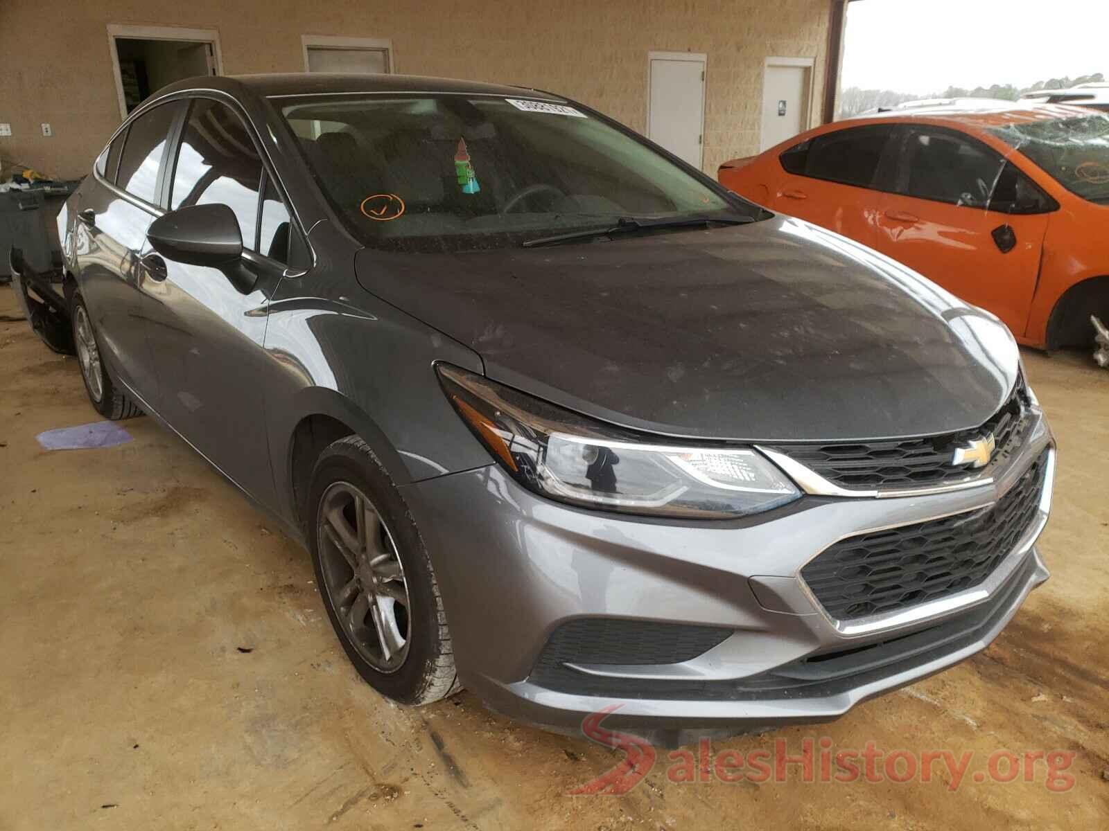 1G1BE5SM3J7186061 2018 CHEVROLET CRUZE