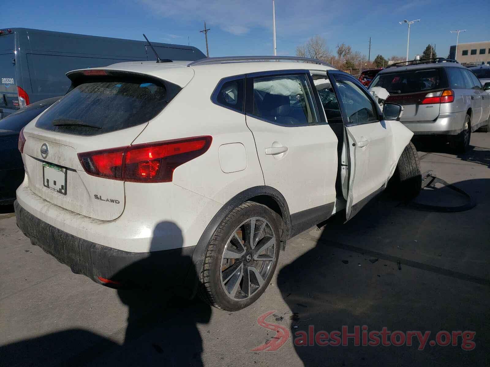 JN1BJ1CRXHW139506 2017 NISSAN ROGUE