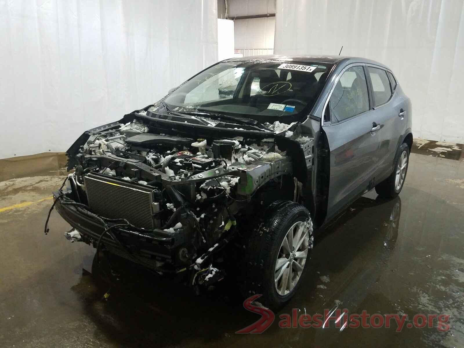 JN1BJ1CR8HW131050 2017 NISSAN ROGUE