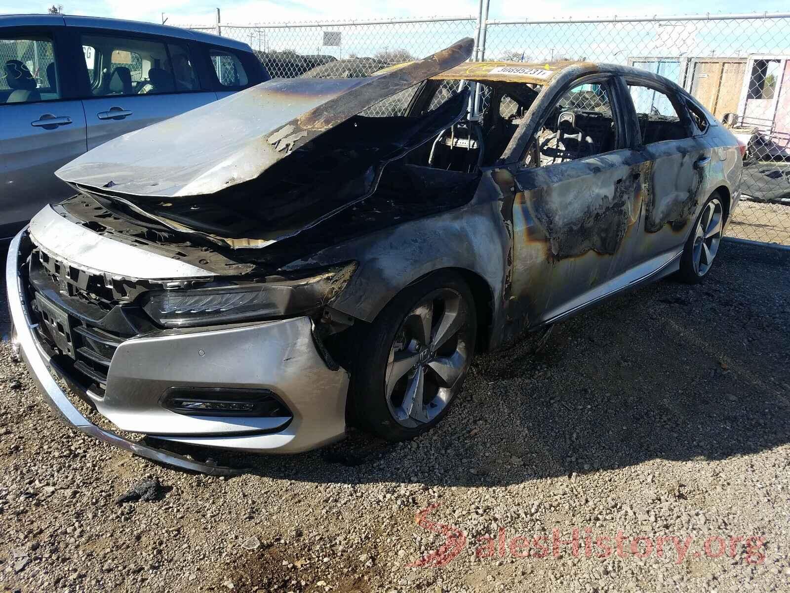 1HGCV1F93JA183773 2018 HONDA ACCORD