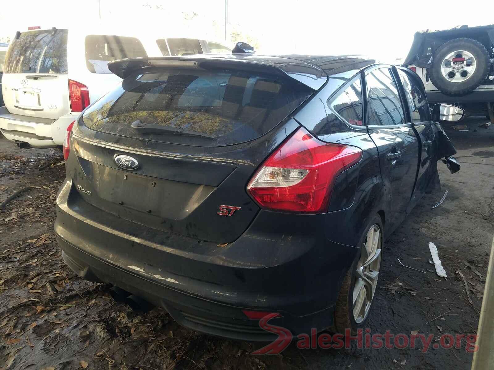 7FARW2H8XLE004563 2014 FORD FOCUS