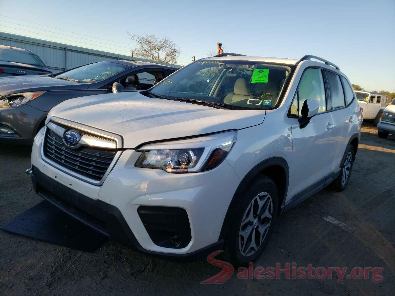 JF2SKAJC3LH463923 2020 SUBARU FORESTER