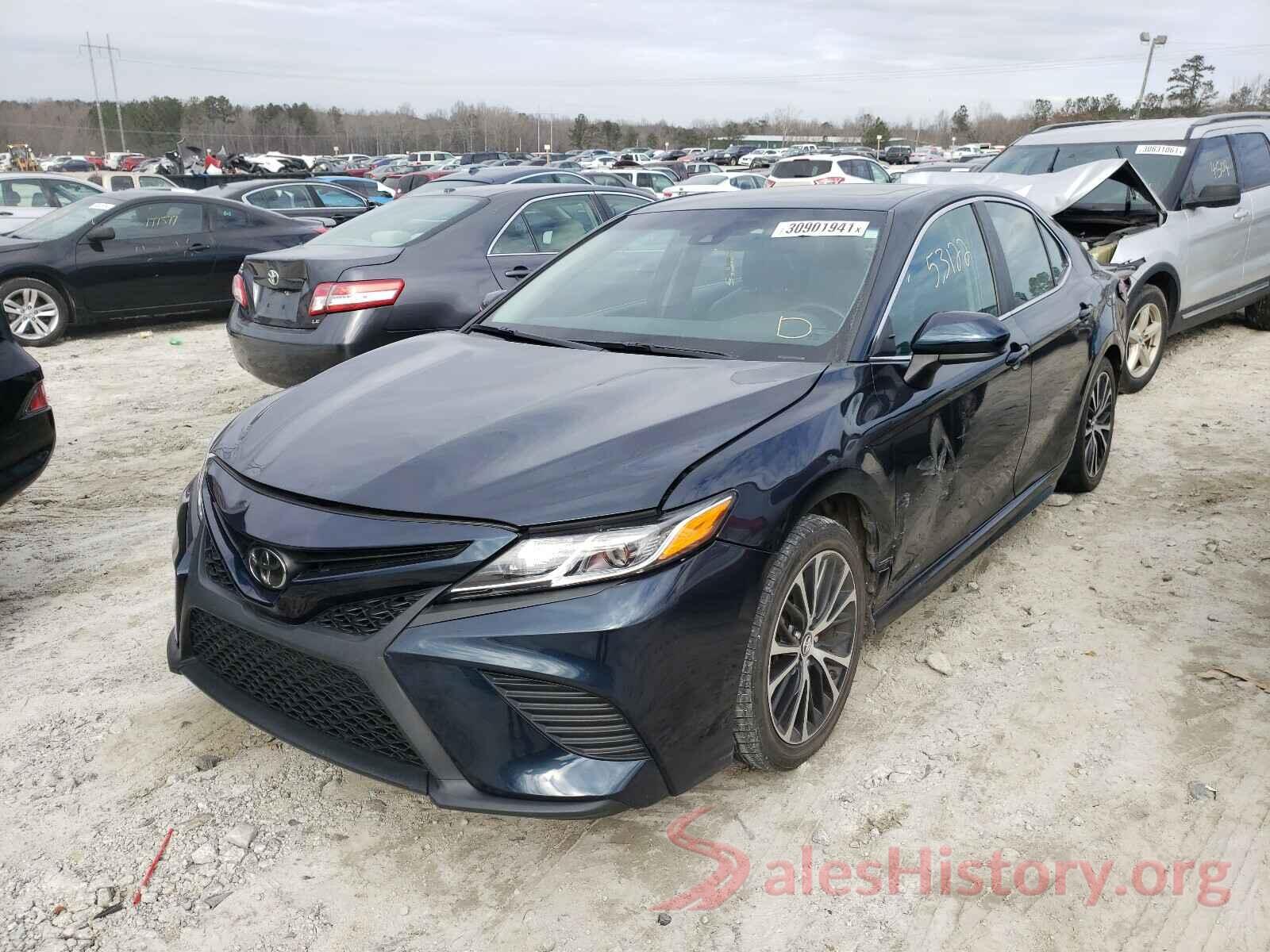 4T1B11HK2JU539744 2018 TOYOTA CAMRY