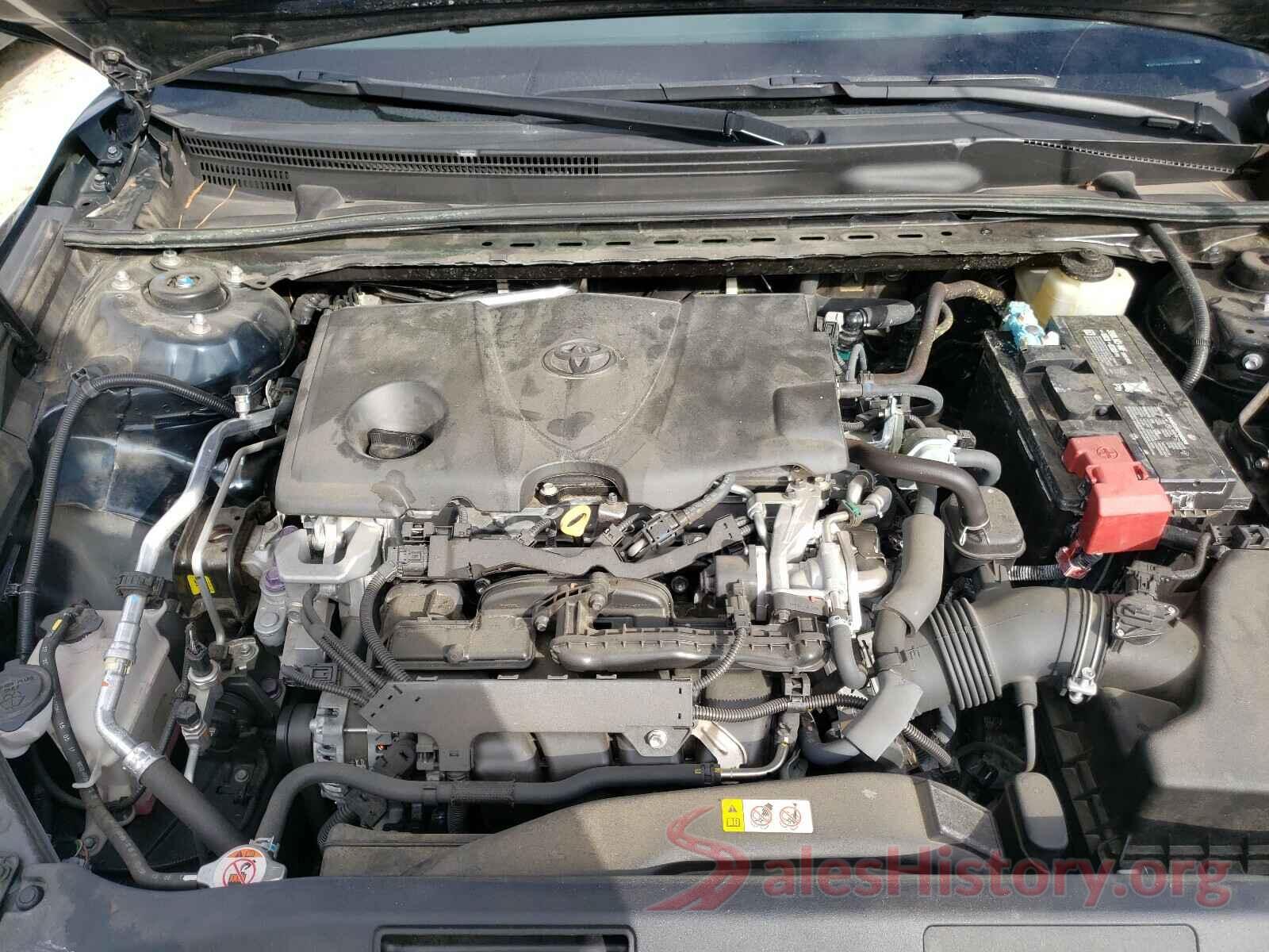 4T1B11HK2JU539744 2018 TOYOTA CAMRY