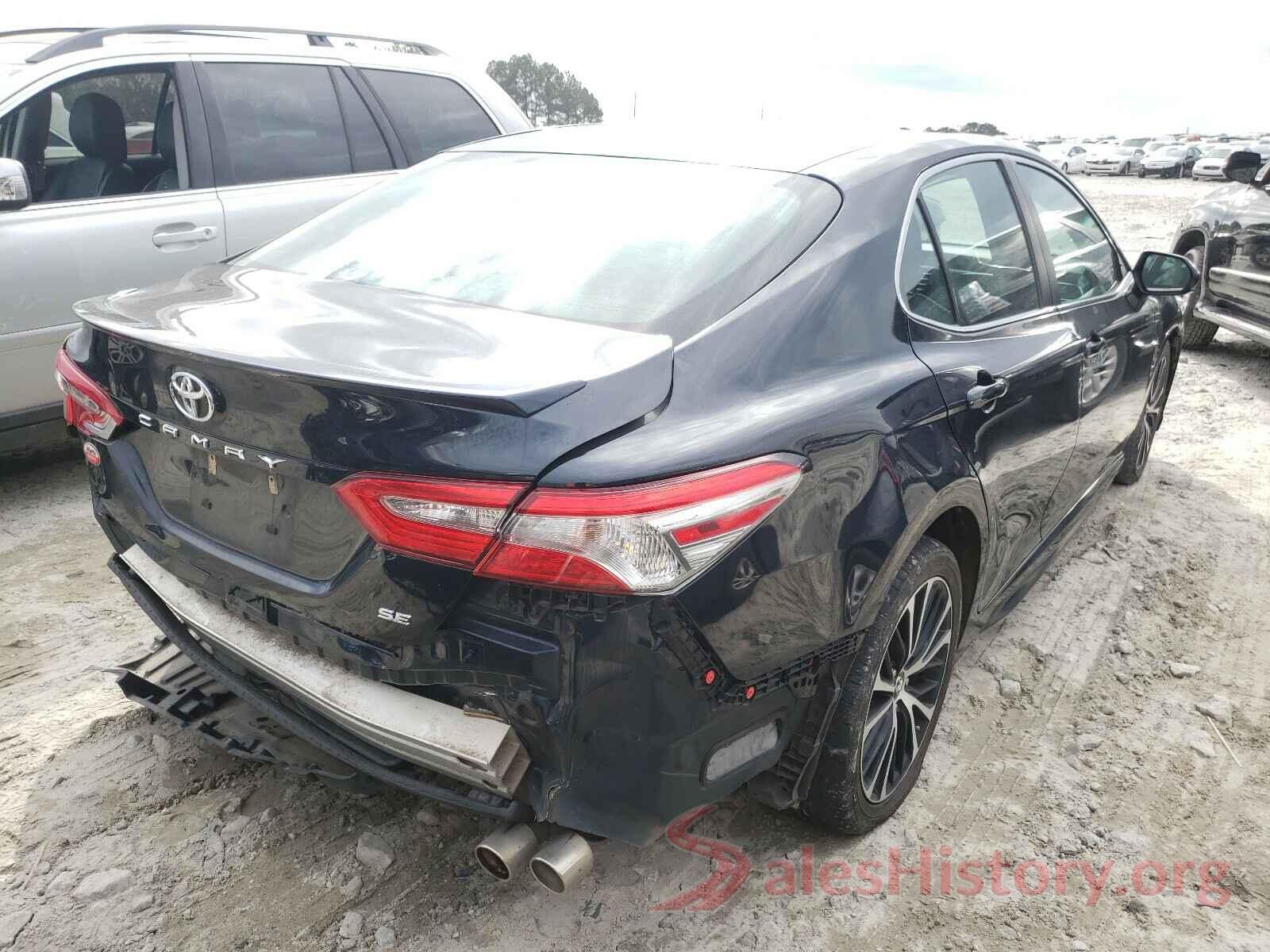 4T1B11HK2JU539744 2018 TOYOTA CAMRY