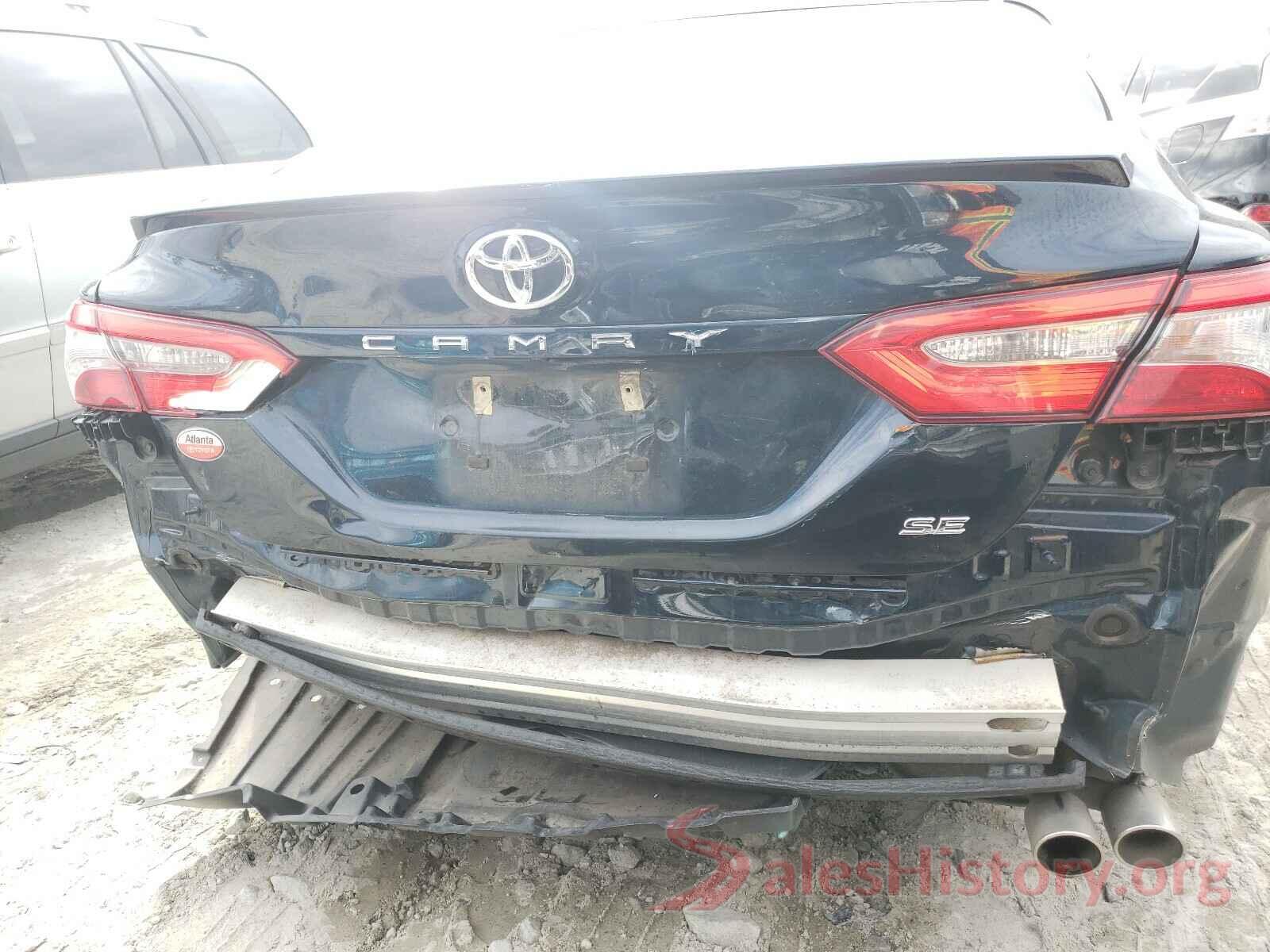 4T1B11HK2JU539744 2018 TOYOTA CAMRY