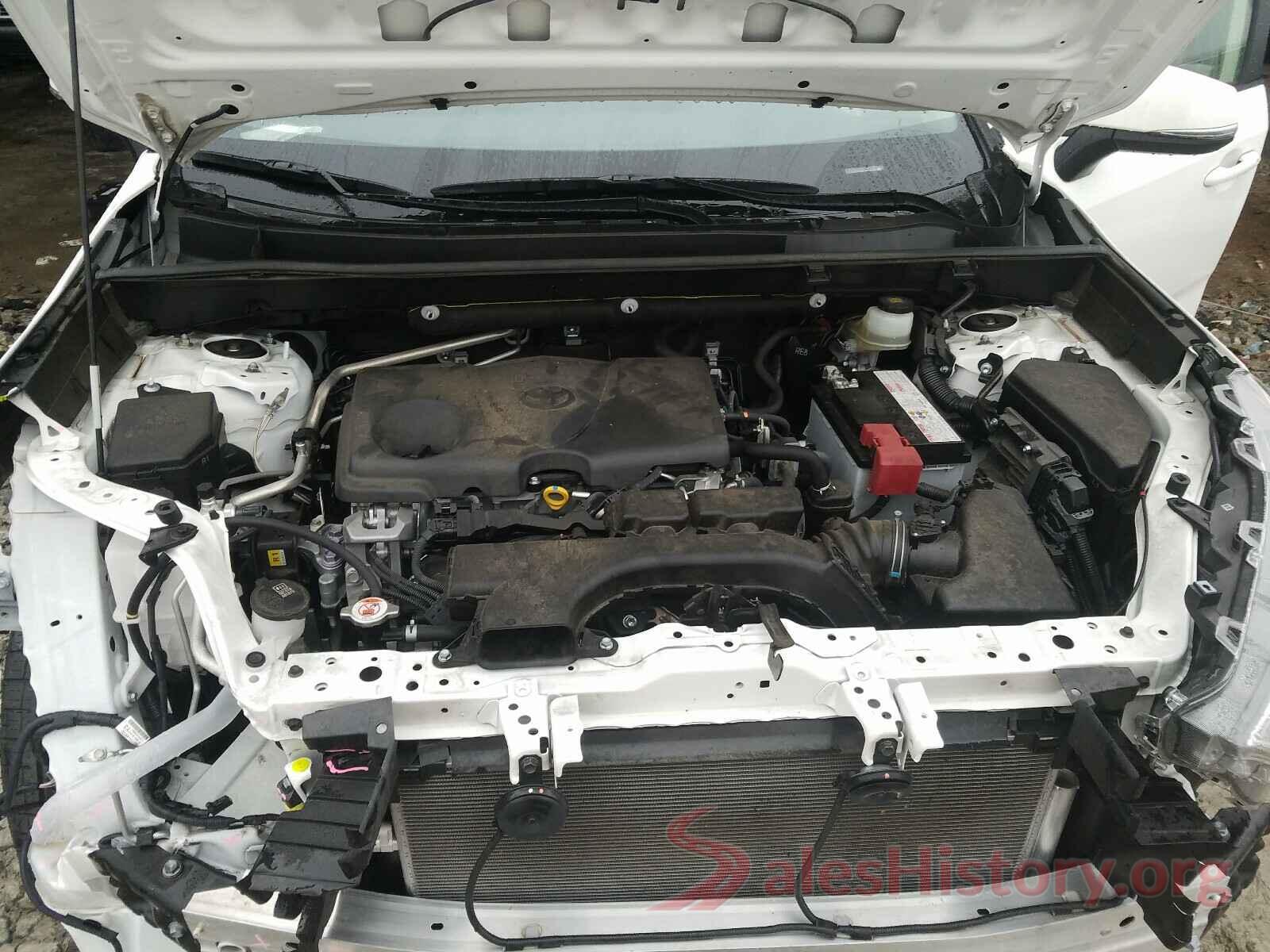 JTMC1RFV6KD015230 2019 TOYOTA RAV4