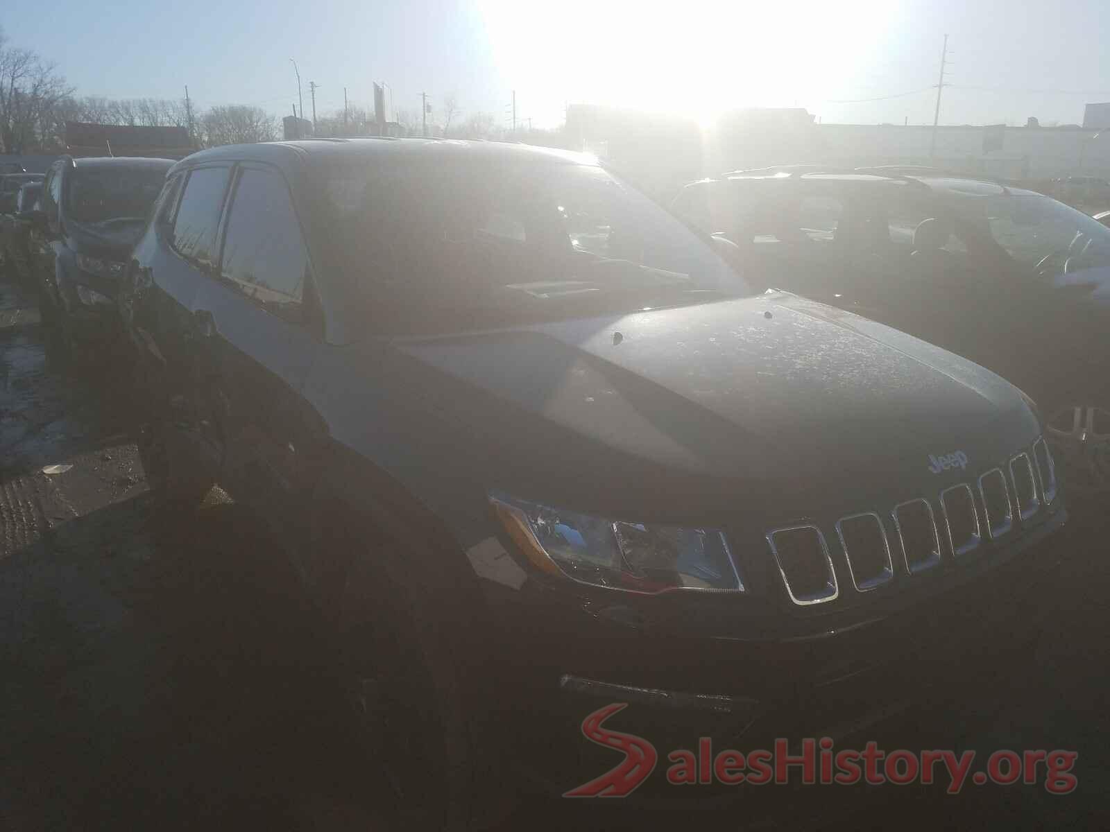 3C4NJDAB0JT239966 2018 JEEP COMPASS