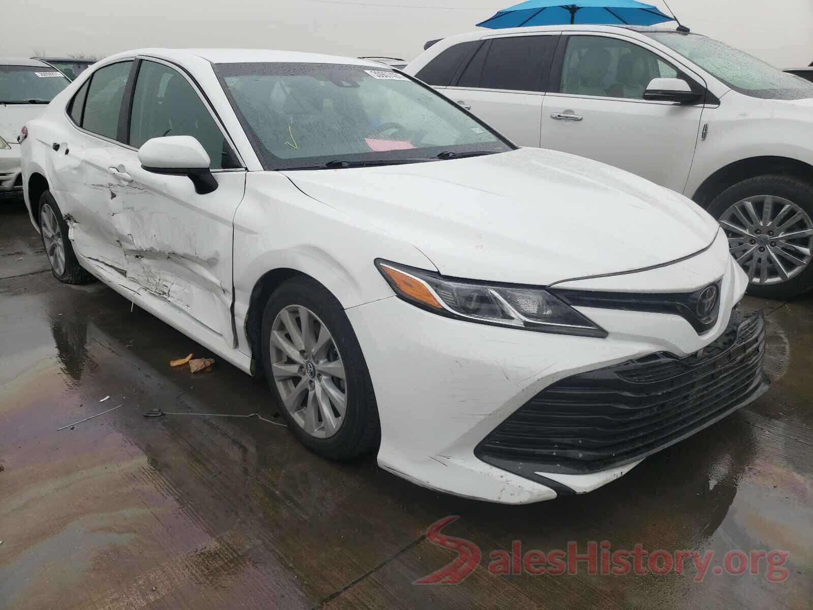 4T1B11HKXJU077417 2018 TOYOTA CAMRY