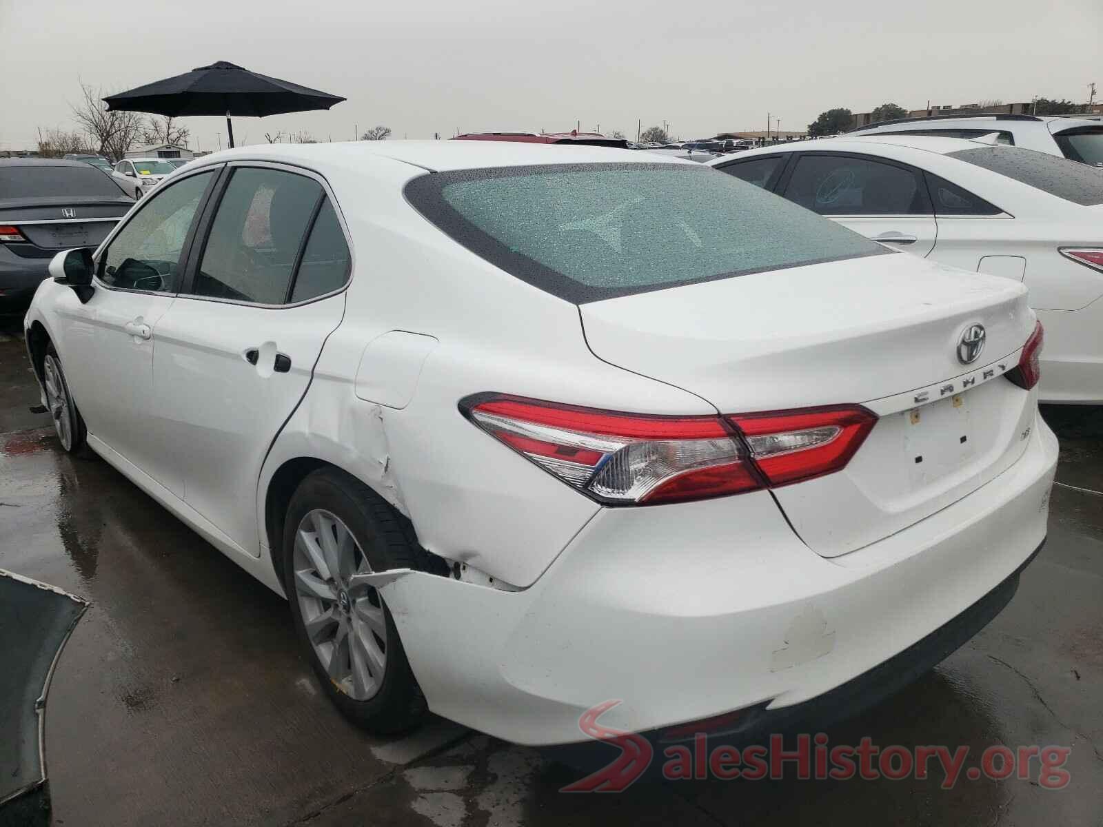 4T1B11HKXJU077417 2018 TOYOTA CAMRY