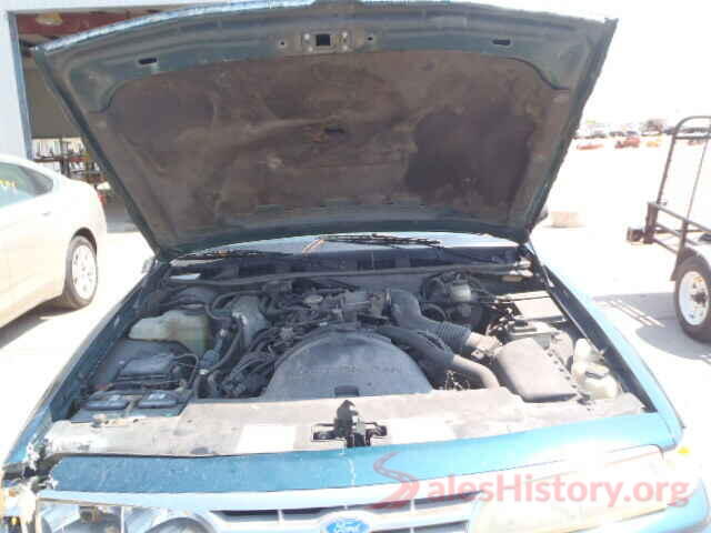 4S4BSABC0K3332551 1997 FORD CROWN VIC