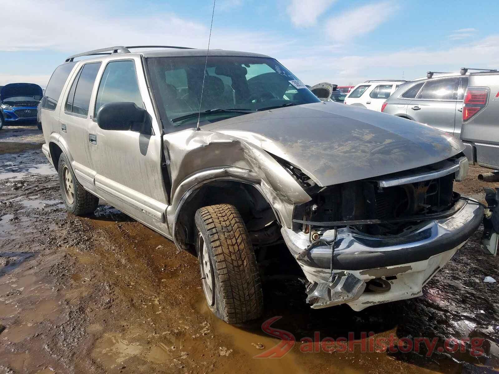 JF2GTADC1J8247564 1999 CHEVROLET BLAZER