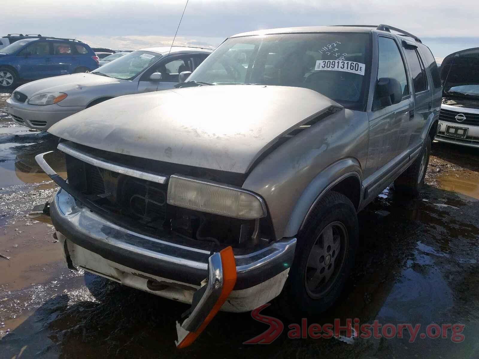 JF2GTADC1J8247564 1999 CHEVROLET BLAZER