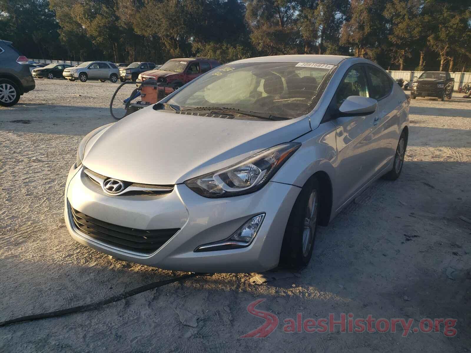 5NPDH4AE9GH770402 2016 HYUNDAI ELANTRA