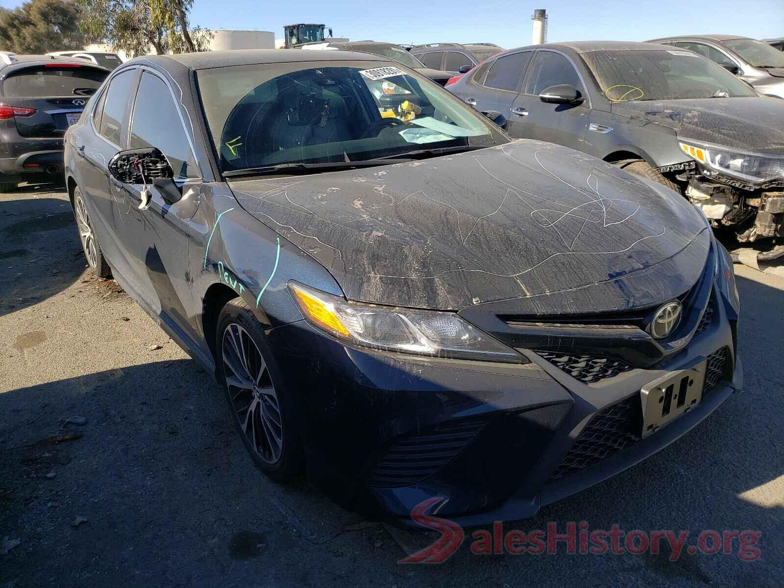 4T1B11HK8KU758998 2019 TOYOTA CAMRY