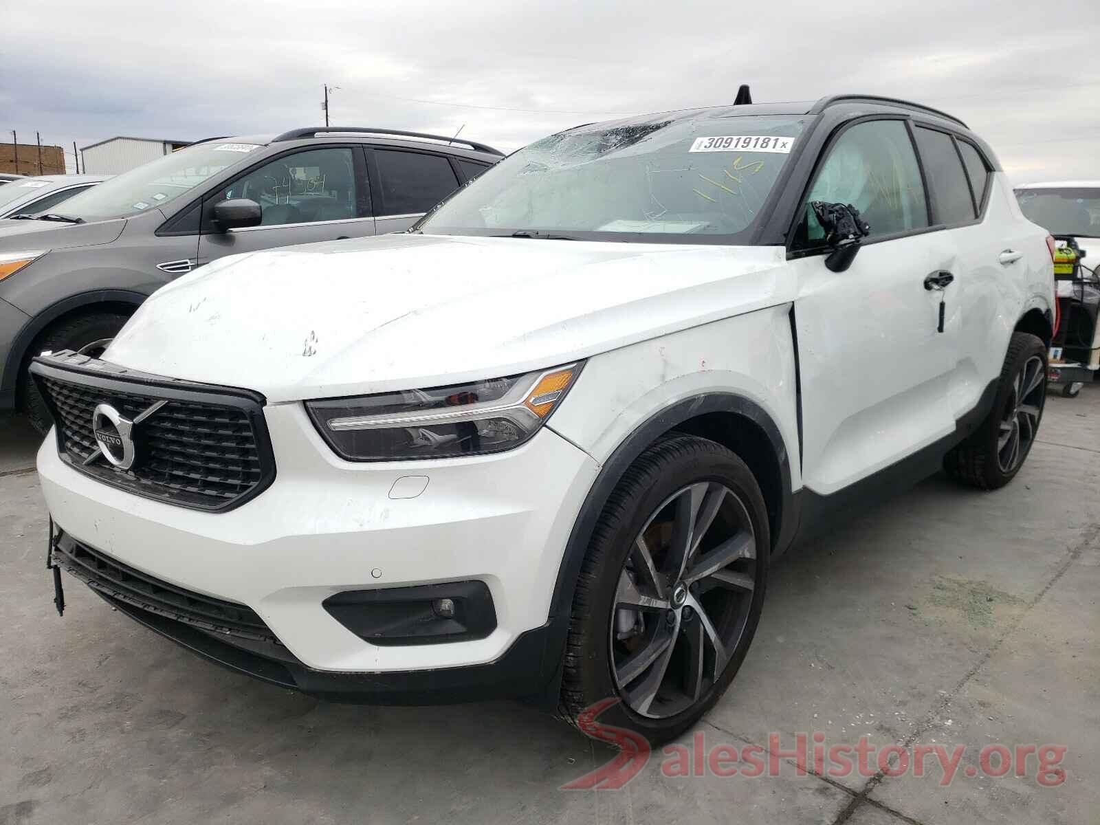 YV4162UM7M2414976 2021 VOLVO XC40