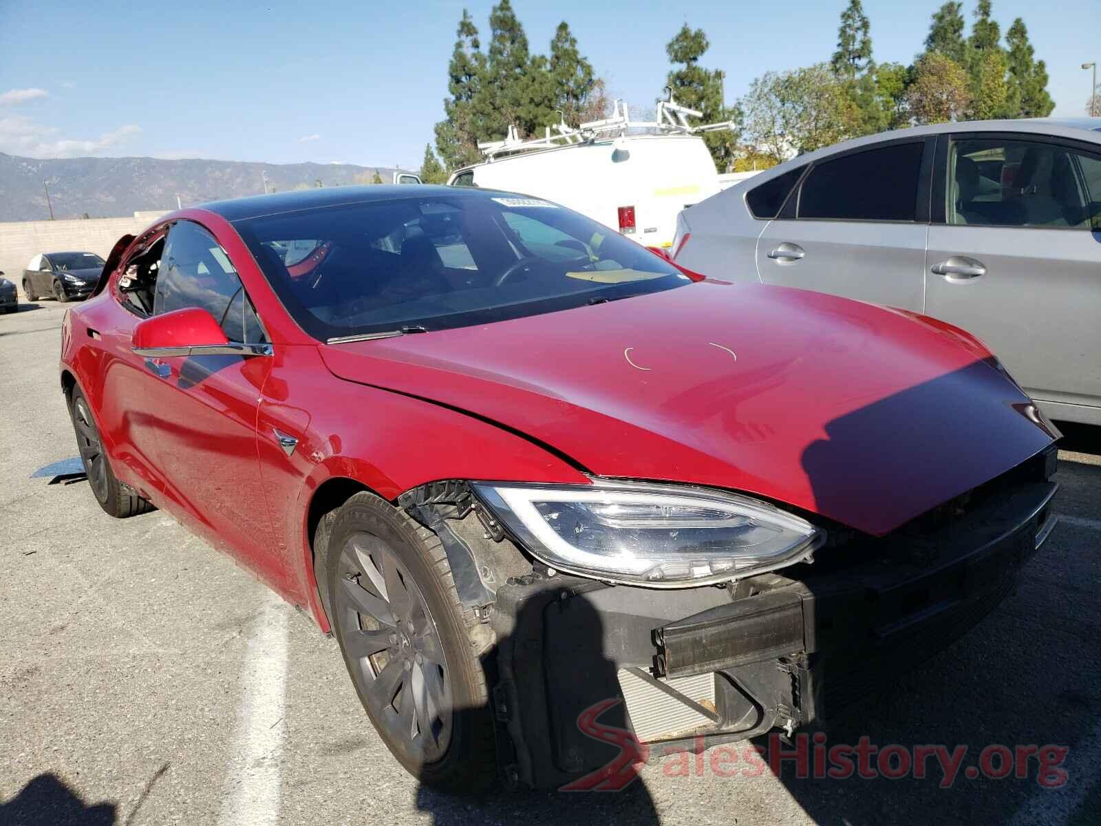 5YJSA1E21JF263493 2018 TESLA MODEL S