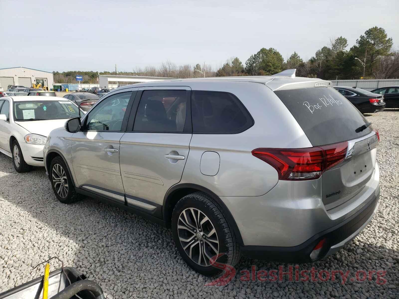 JA4AD3A31JZ068107 2018 MITSUBISHI OUTLANDER