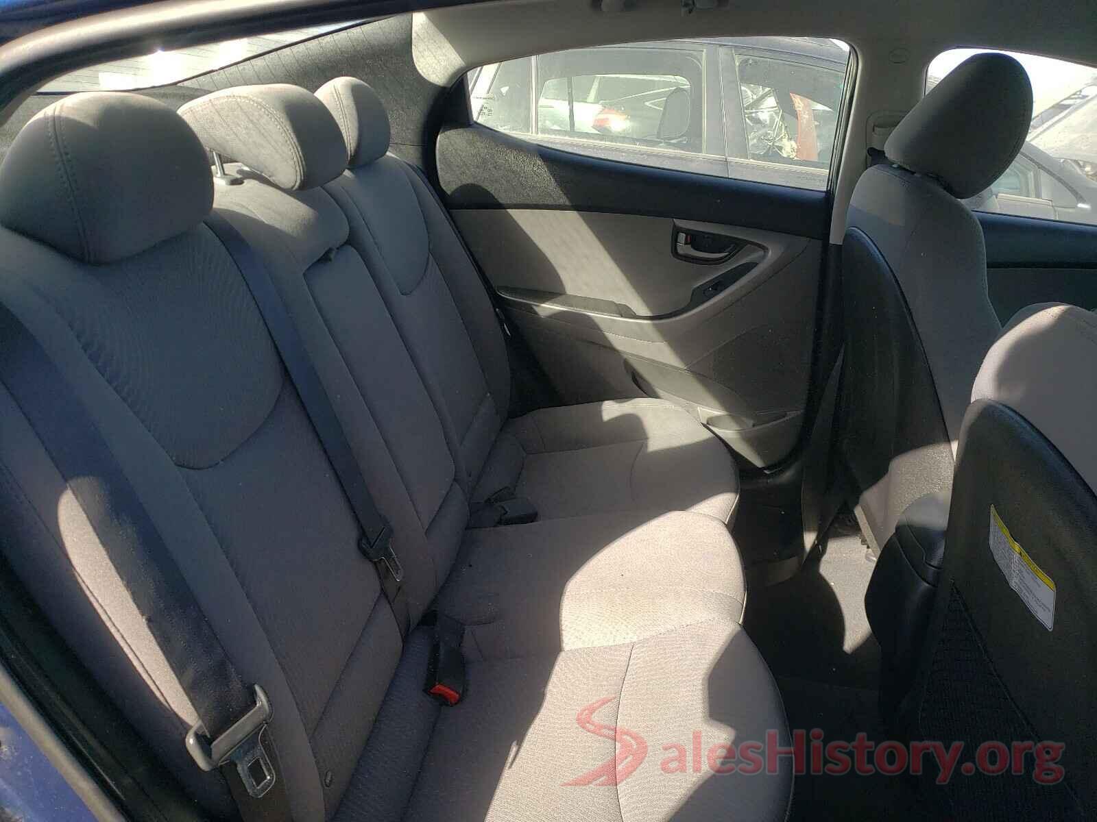 5NPDH4AE8GH702706 2016 HYUNDAI ELANTRA