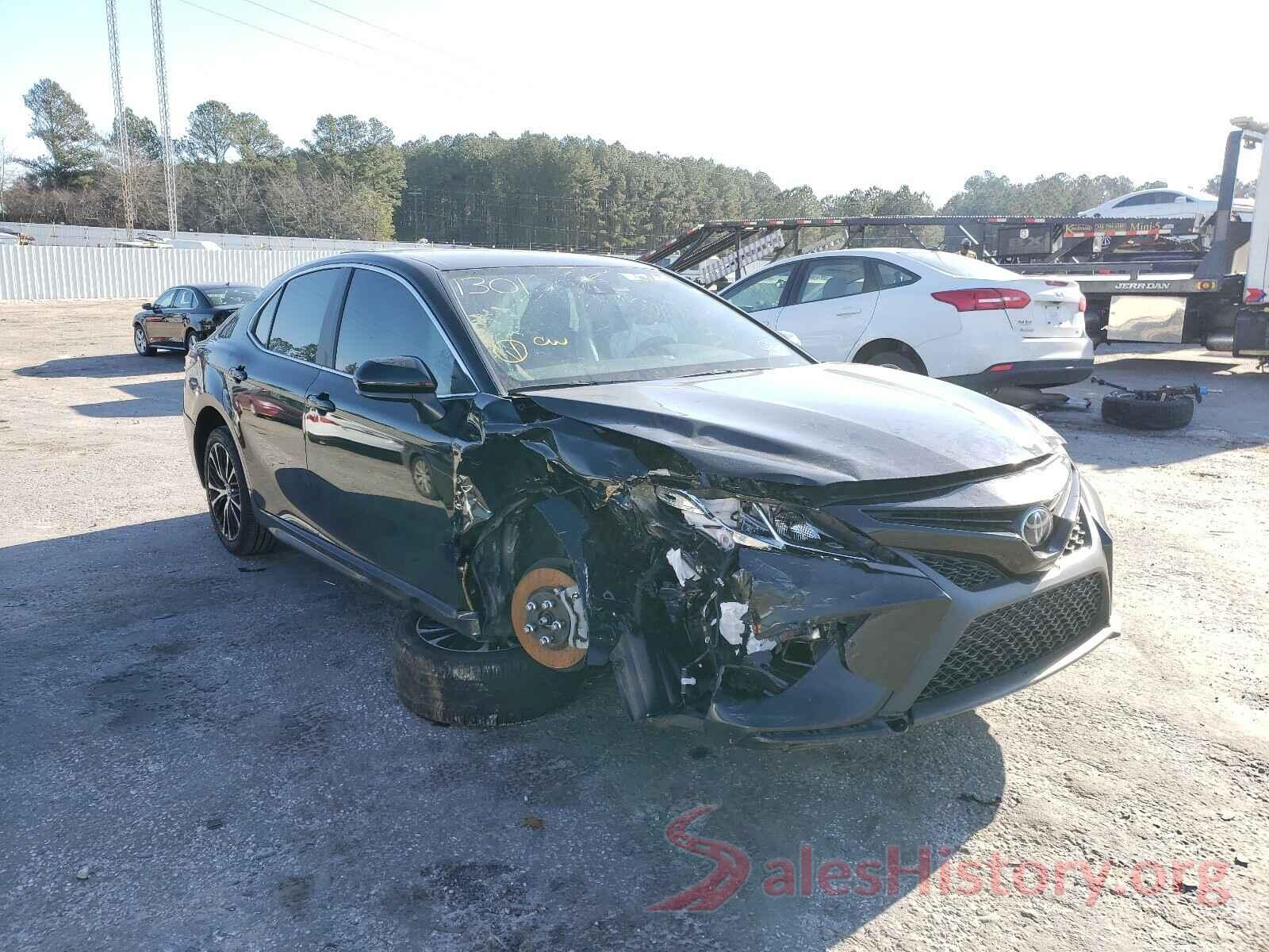 4T1B11HK5KU711301 2019 TOYOTA CAMRY