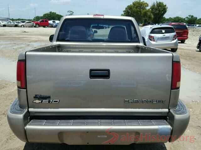 2HKRW2H87JH623549 2000 CHEVROLET S10