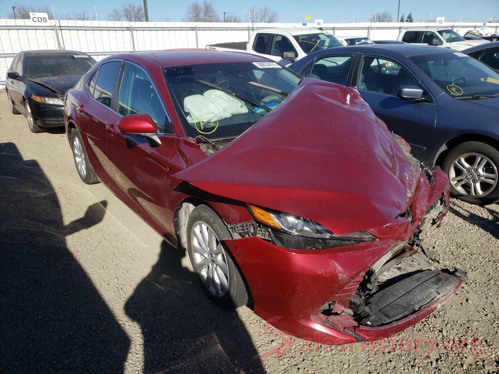 4T1B11HK6JU532375 2018 TOYOTA CAMRY