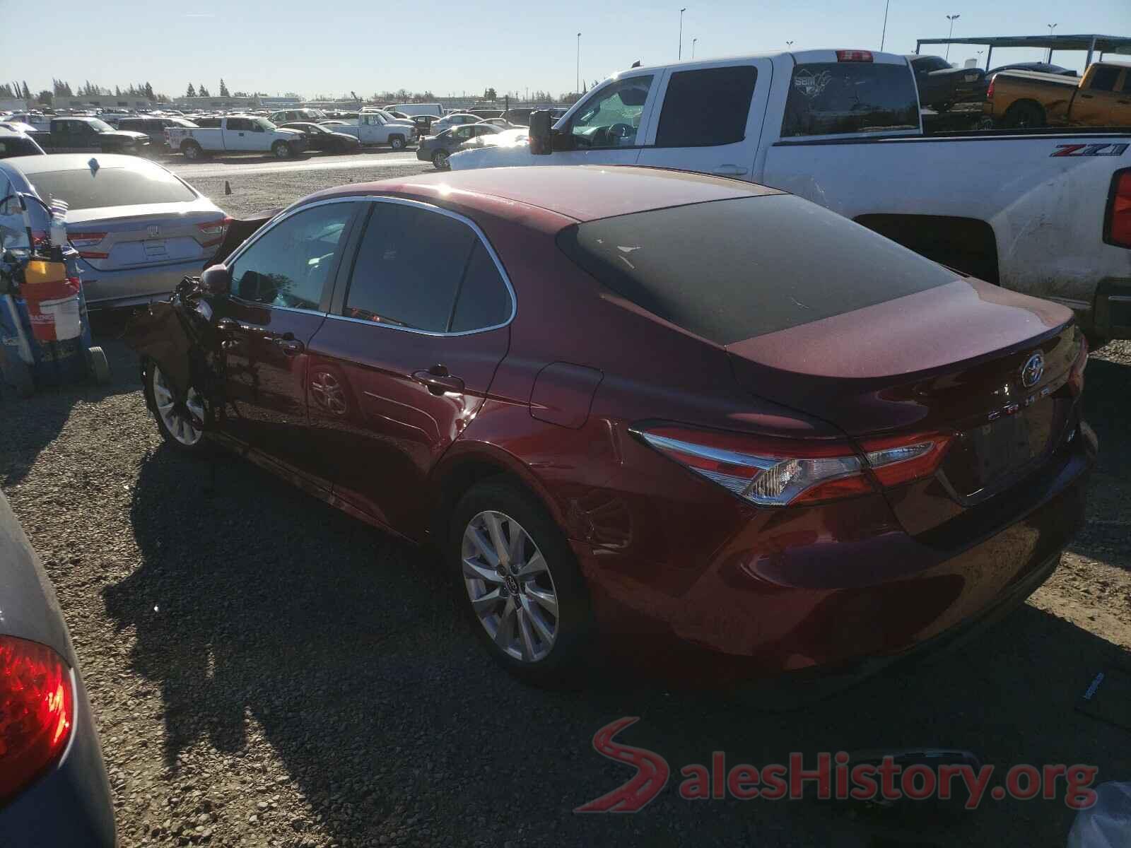 4T1B11HK6JU532375 2018 TOYOTA CAMRY