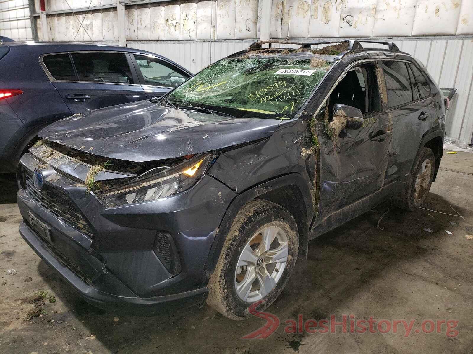 JTMMWRFV8KD005823 2019 TOYOTA RAV4