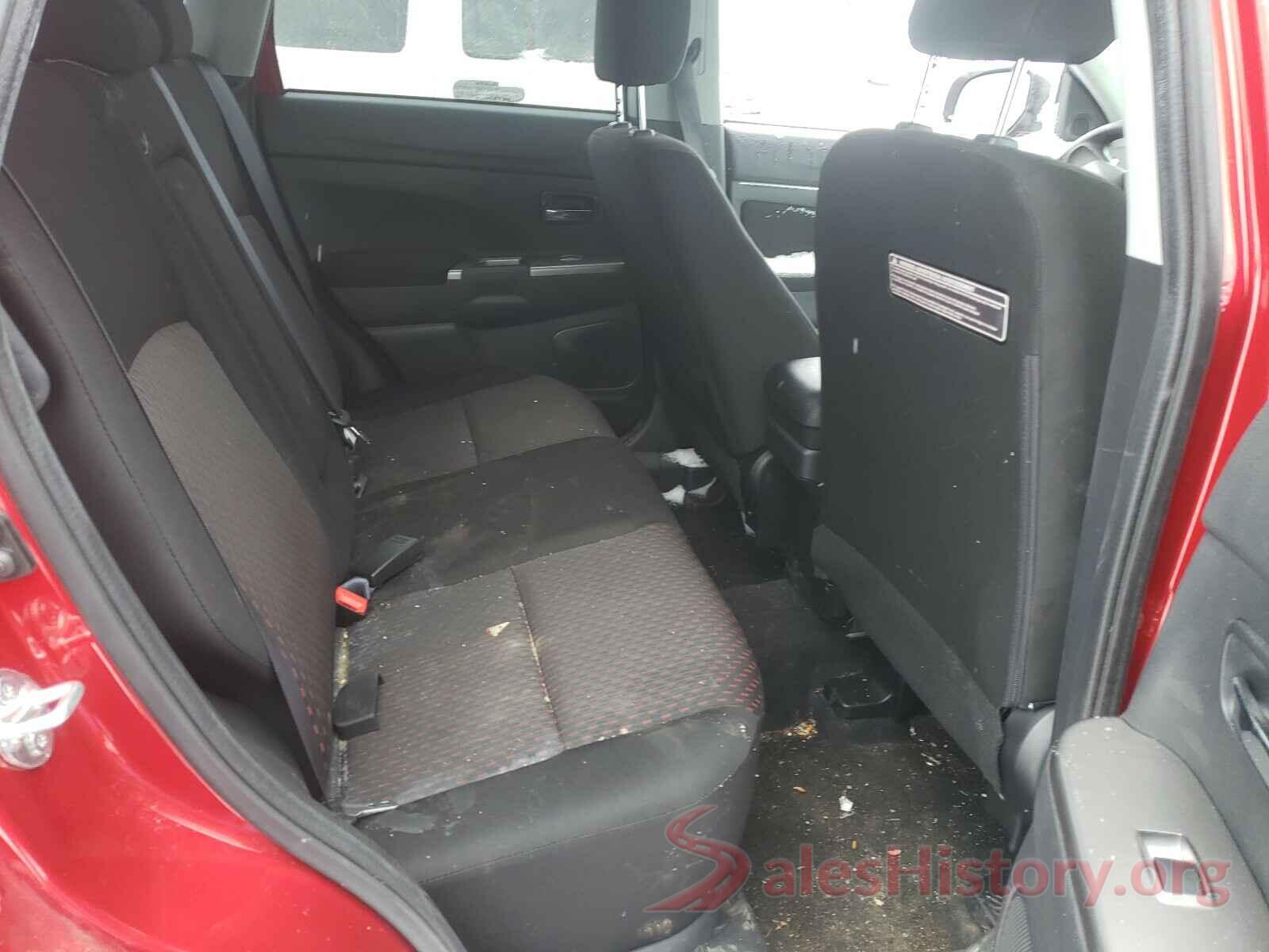 JA4AP3AU8JU024618 2018 MITSUBISHI OUTLANDER