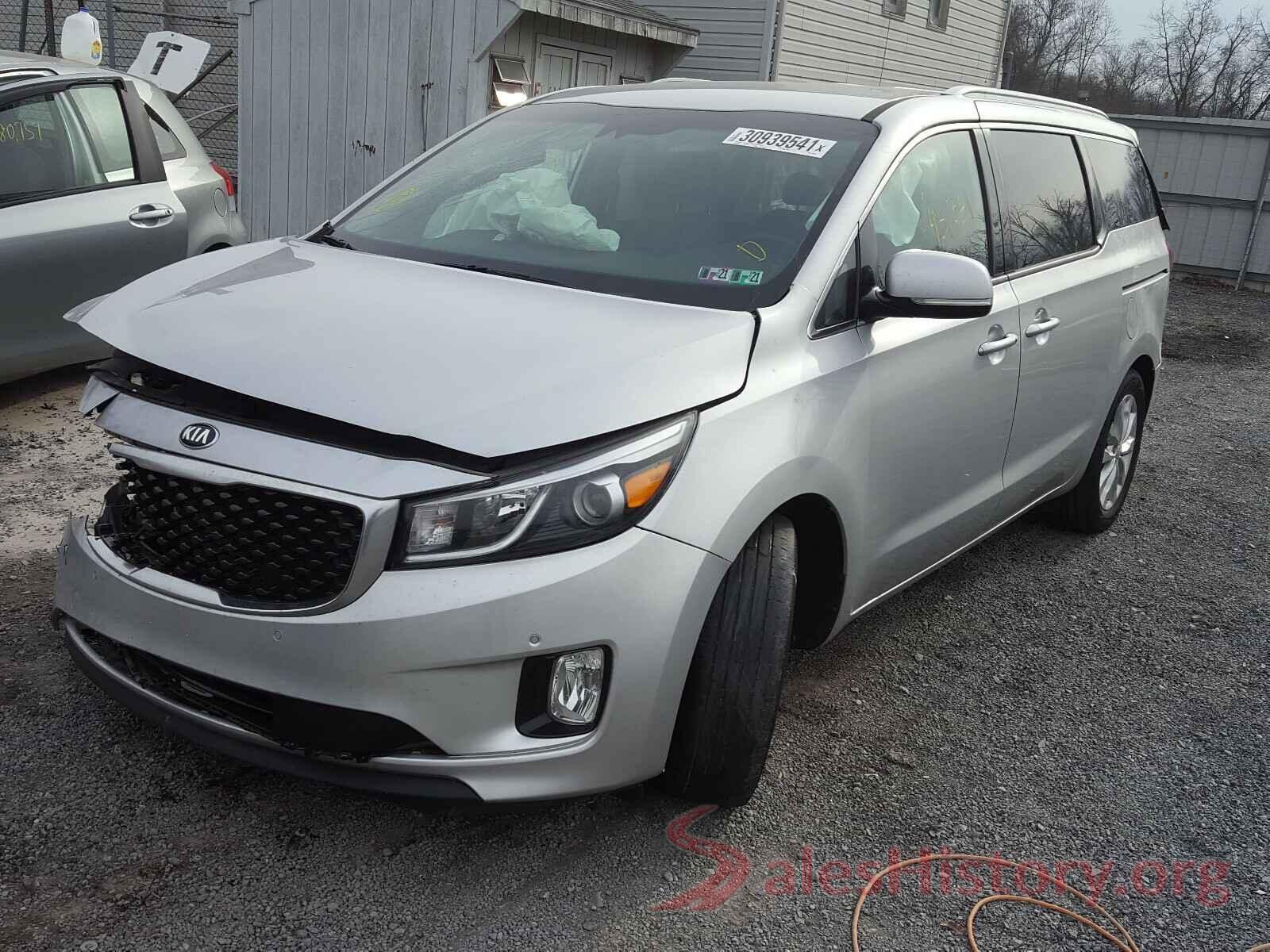 KNDMC5C12J6351808 2018 KIA SEDONA