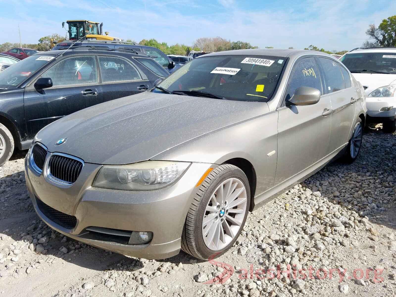 JHMGK5H77GS010240 2011 BMW 3 SERIES