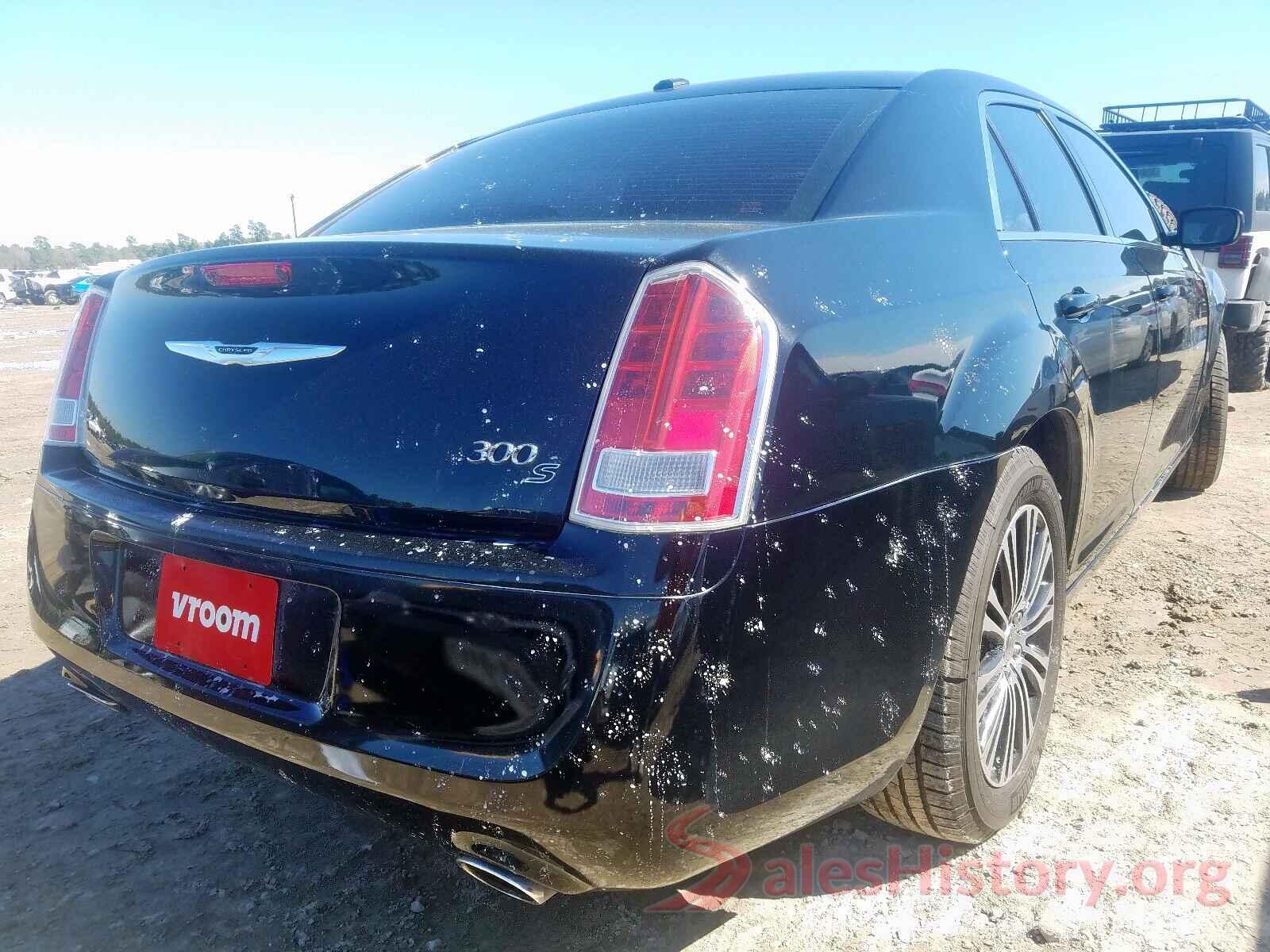 KNDPMCAC9L7640748 2014 CHRYSLER 300