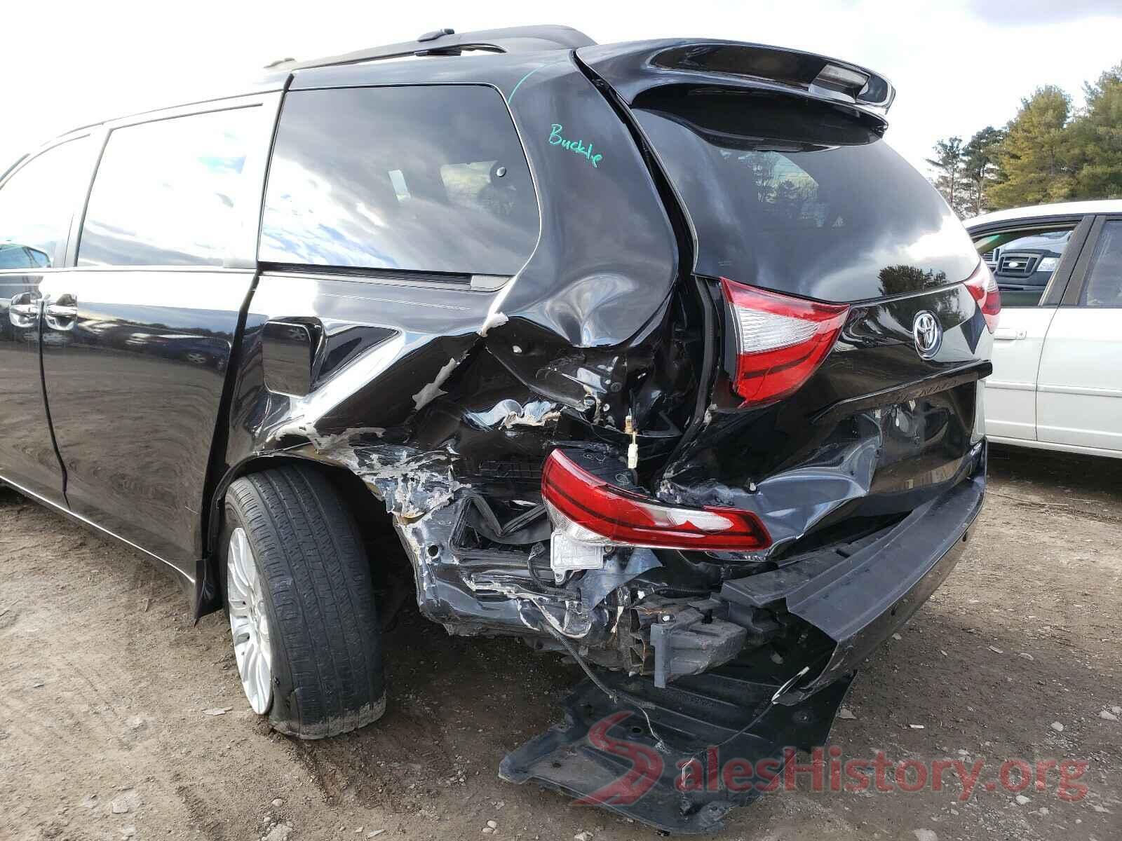 5TDYZ3DC9HS776568 2017 TOYOTA SIENNA