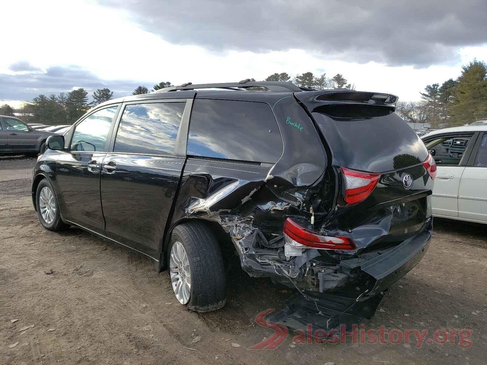 5TDYZ3DC9HS776568 2017 TOYOTA SIENNA