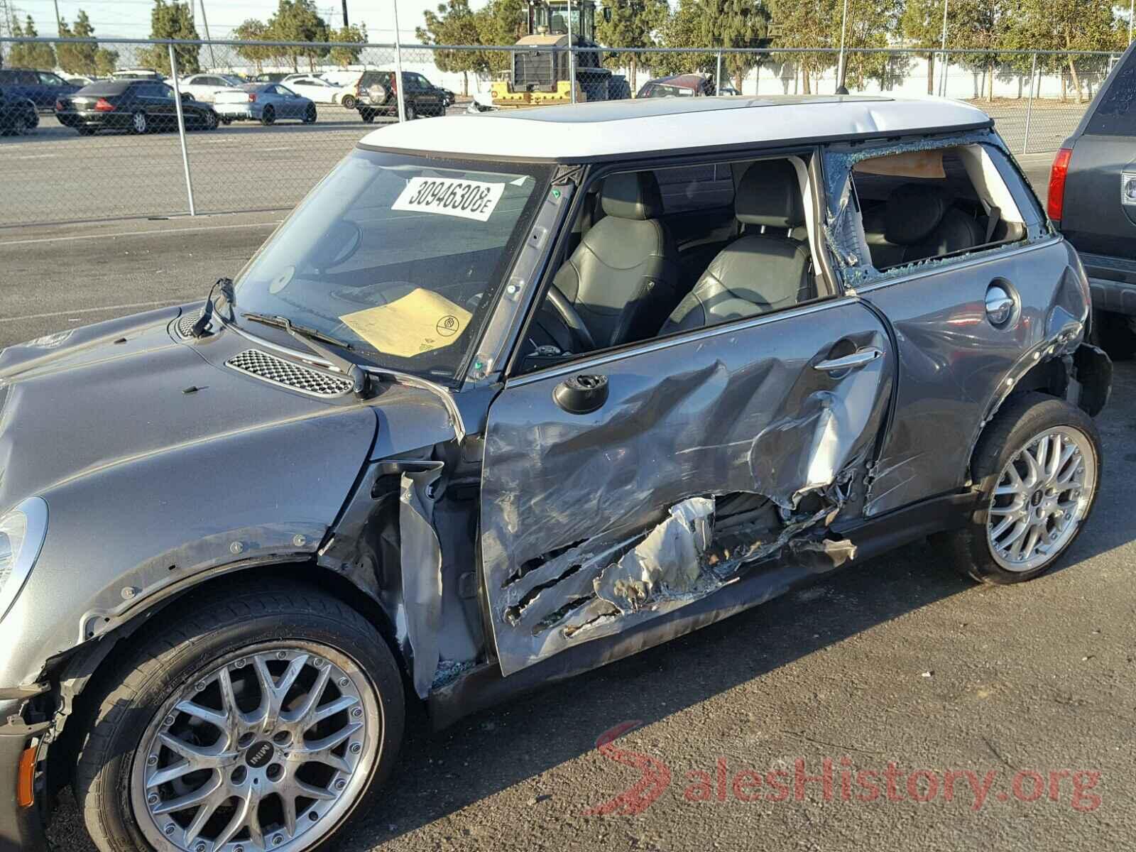 3N1AB7AP8KY224549 2002 MINI COOPER