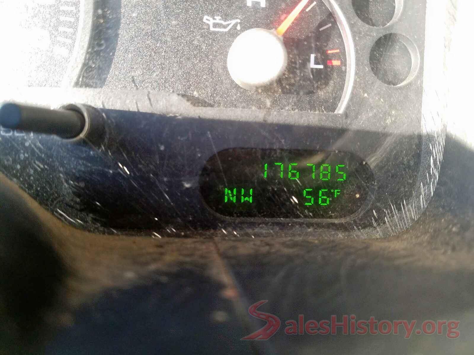 5NPD84LF9LH570880 2004 FORD EXPLORER