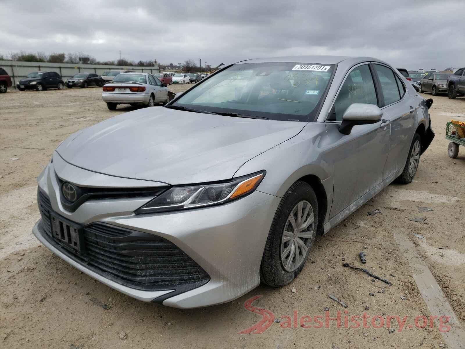 4T1B11HK1JU083039 2018 TOYOTA CAMRY