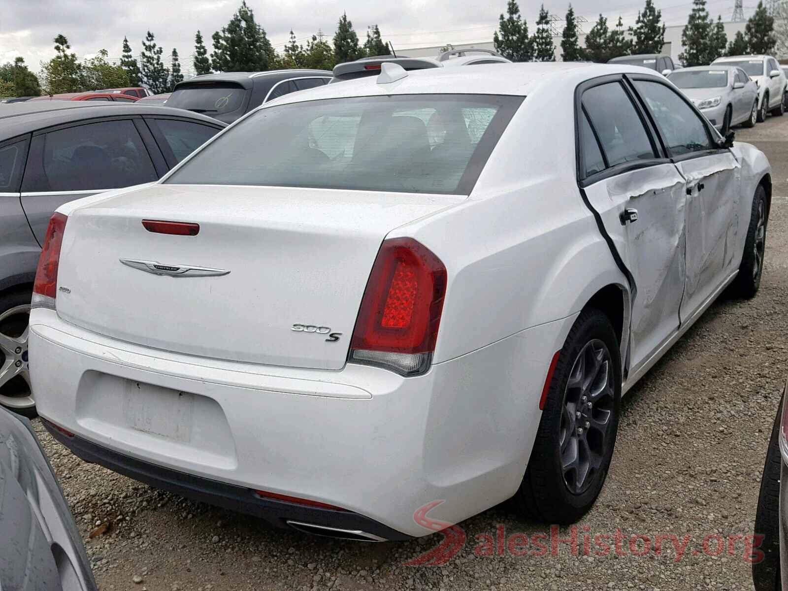 3FA6P0RU1JR194153 2018 CHRYSLER 300