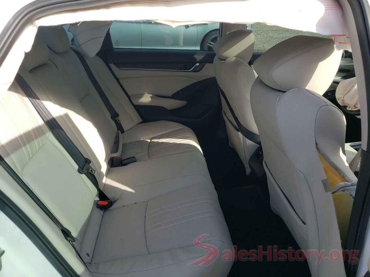 1HGCV3F90JA001622 2018 HONDA ACCORD