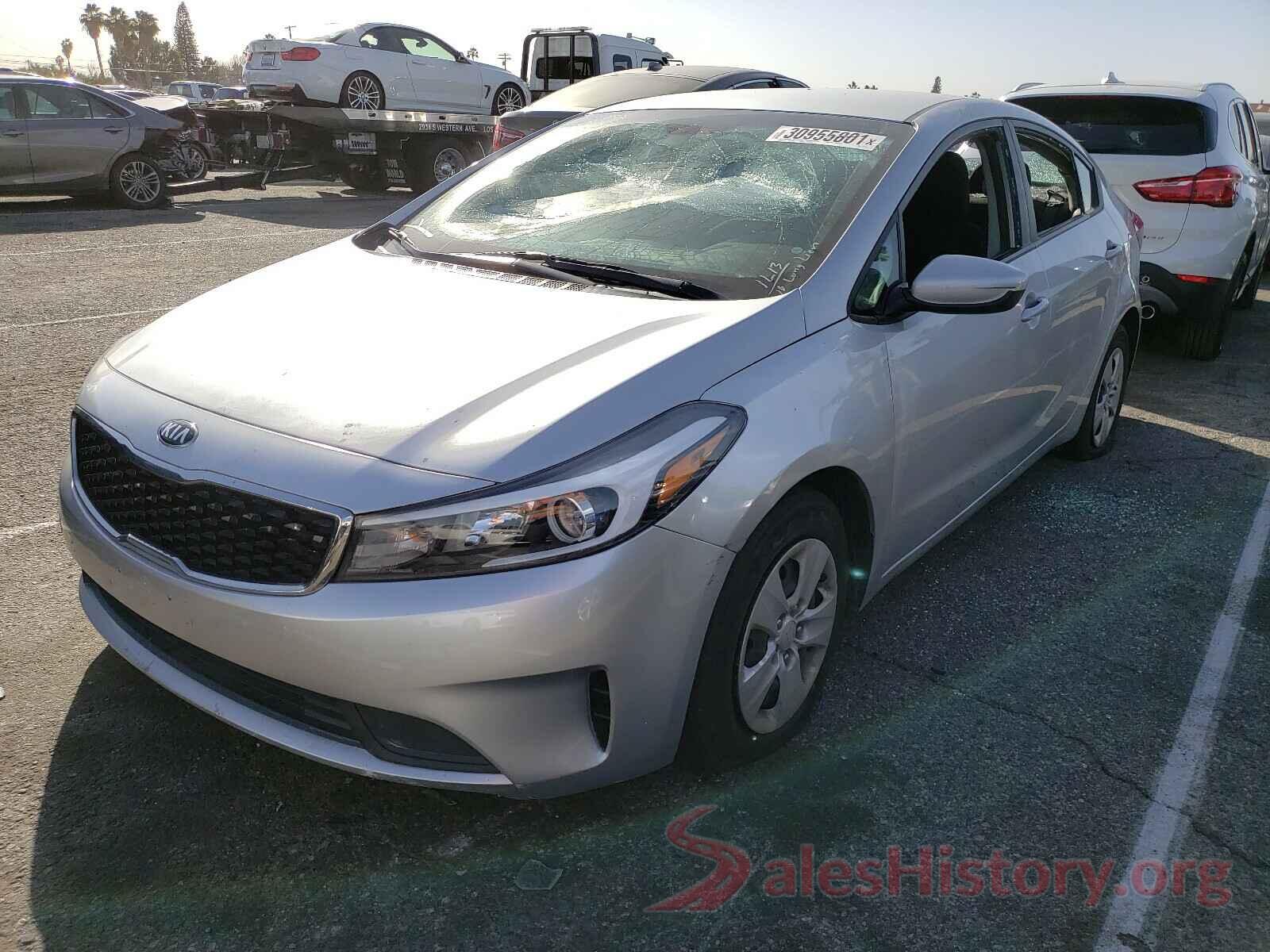 3KPFK4A7XJE214770 2018 KIA FORTE