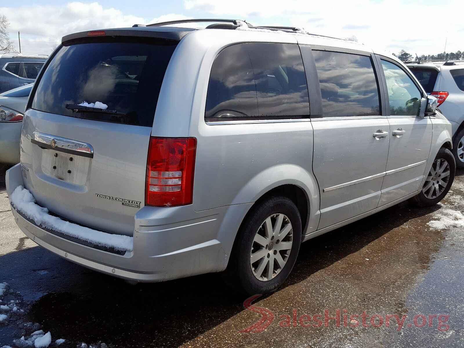 1N4AL3APXJC116000 2010 CHRYSLER MINIVAN