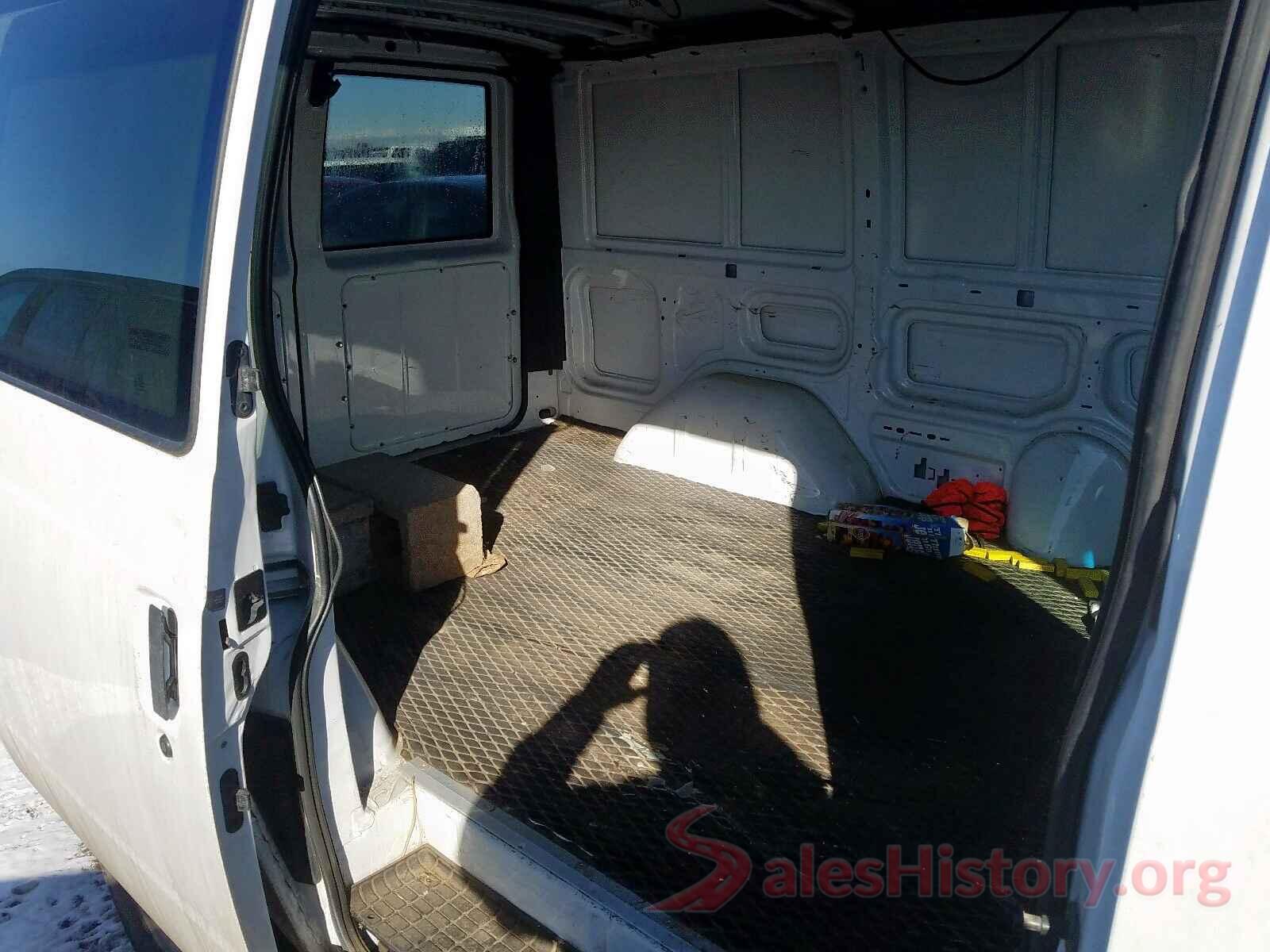 3FA6P0HD8HR114214 2001 CHEVROLET ASTRO