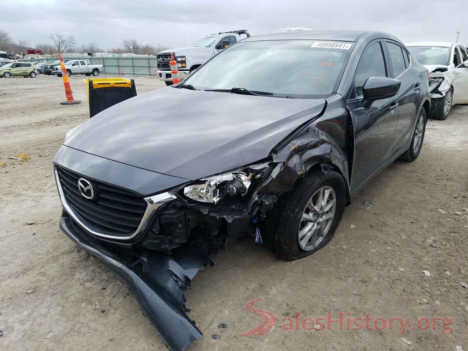 3MZBN1U7XHM139257 2017 MAZDA 3