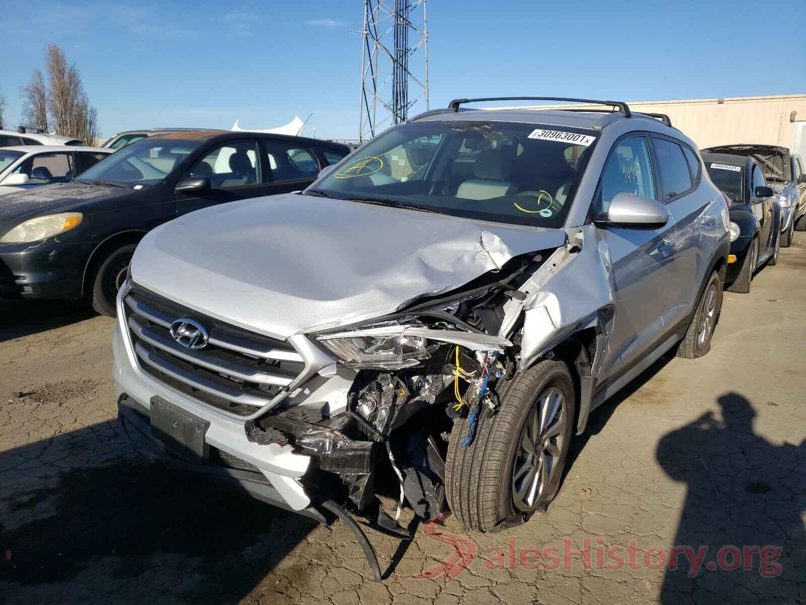 KM8J33A45HU533251 2017 HYUNDAI TUCSON