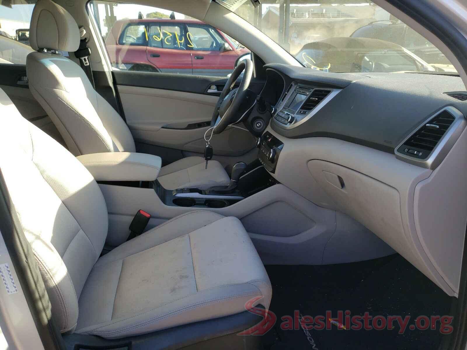 KM8J33A45HU533251 2017 HYUNDAI TUCSON